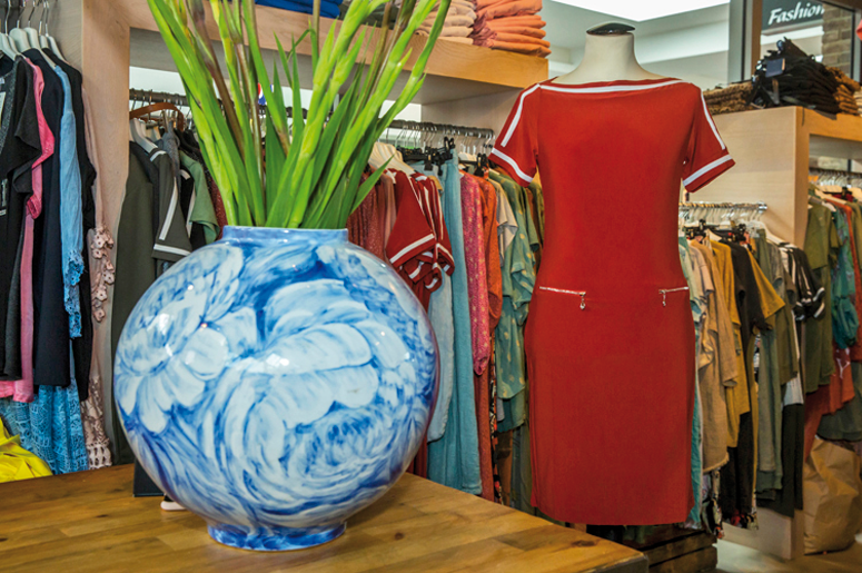 Lady's fashion Uithoorn winkelcentrum Zijdelwaard
